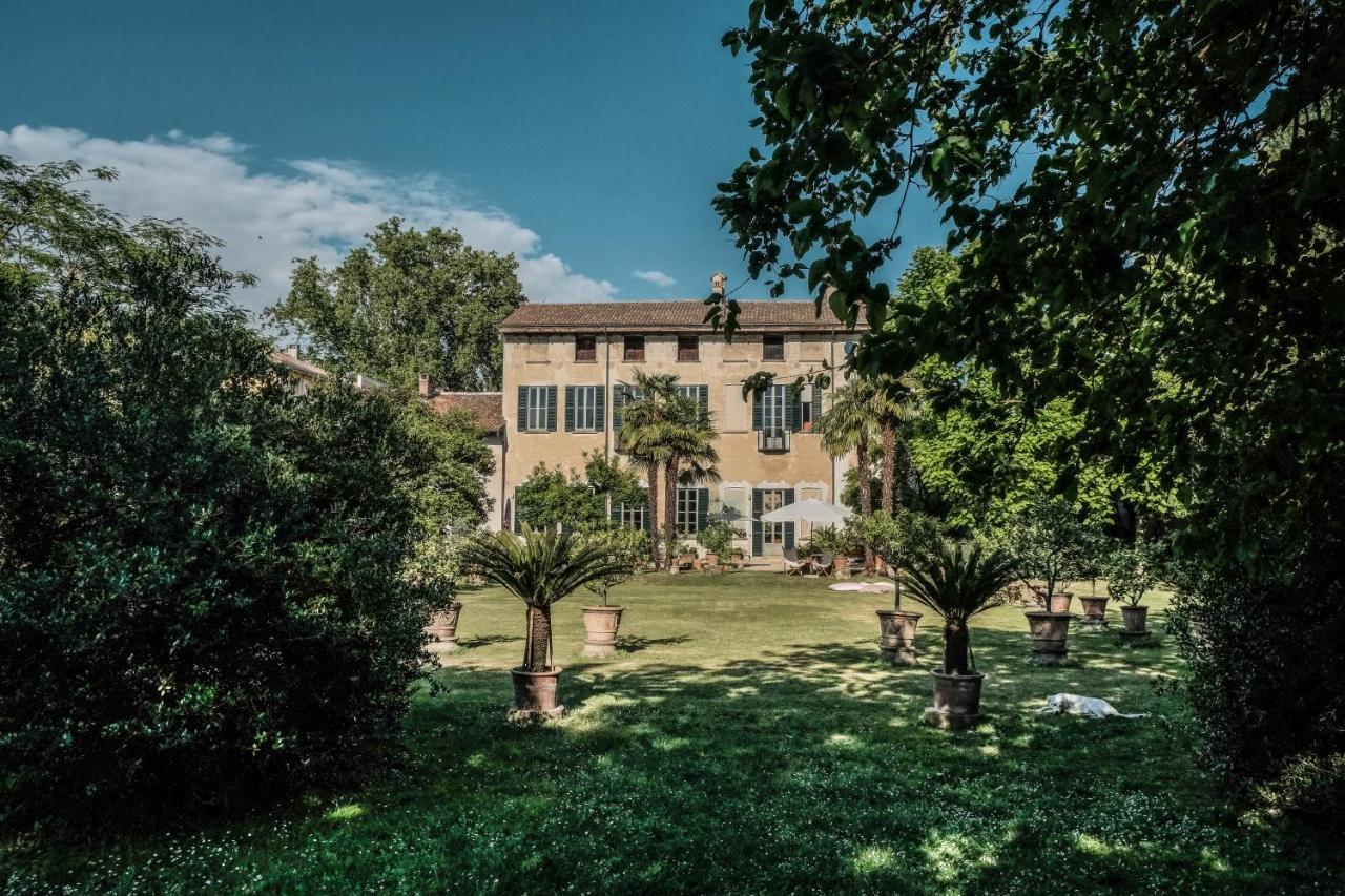 Bed And Breakfast Locanda Lugagnano Cassinetta di Lugagnano Exteriör bild