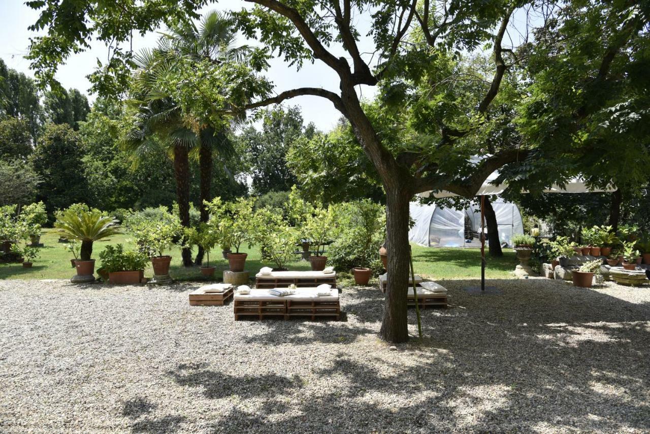 Bed And Breakfast Locanda Lugagnano Cassinetta di Lugagnano Exteriör bild